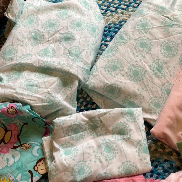 Girl Quilt fabric yardage Bundle includes pink soft minky fabric & floral flower - Picture 4 of 8